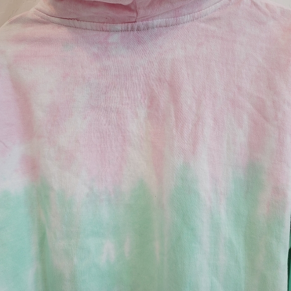 NWT AC/DC Tie Dye Graphic Cropped Hoodie Sweater M - Picture 5 of 16